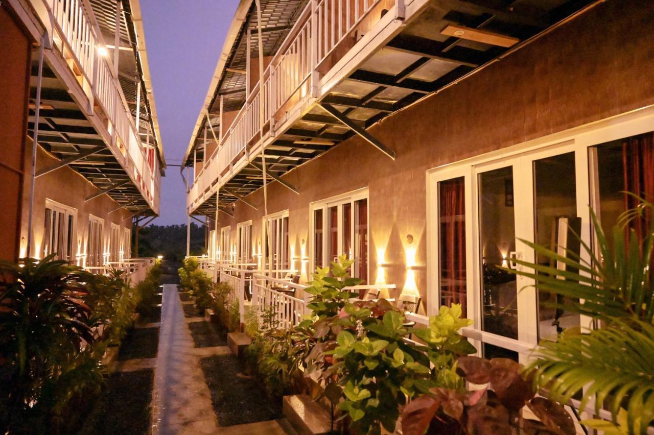 Vedana Retreat Arambol Hotel Buitenkant foto