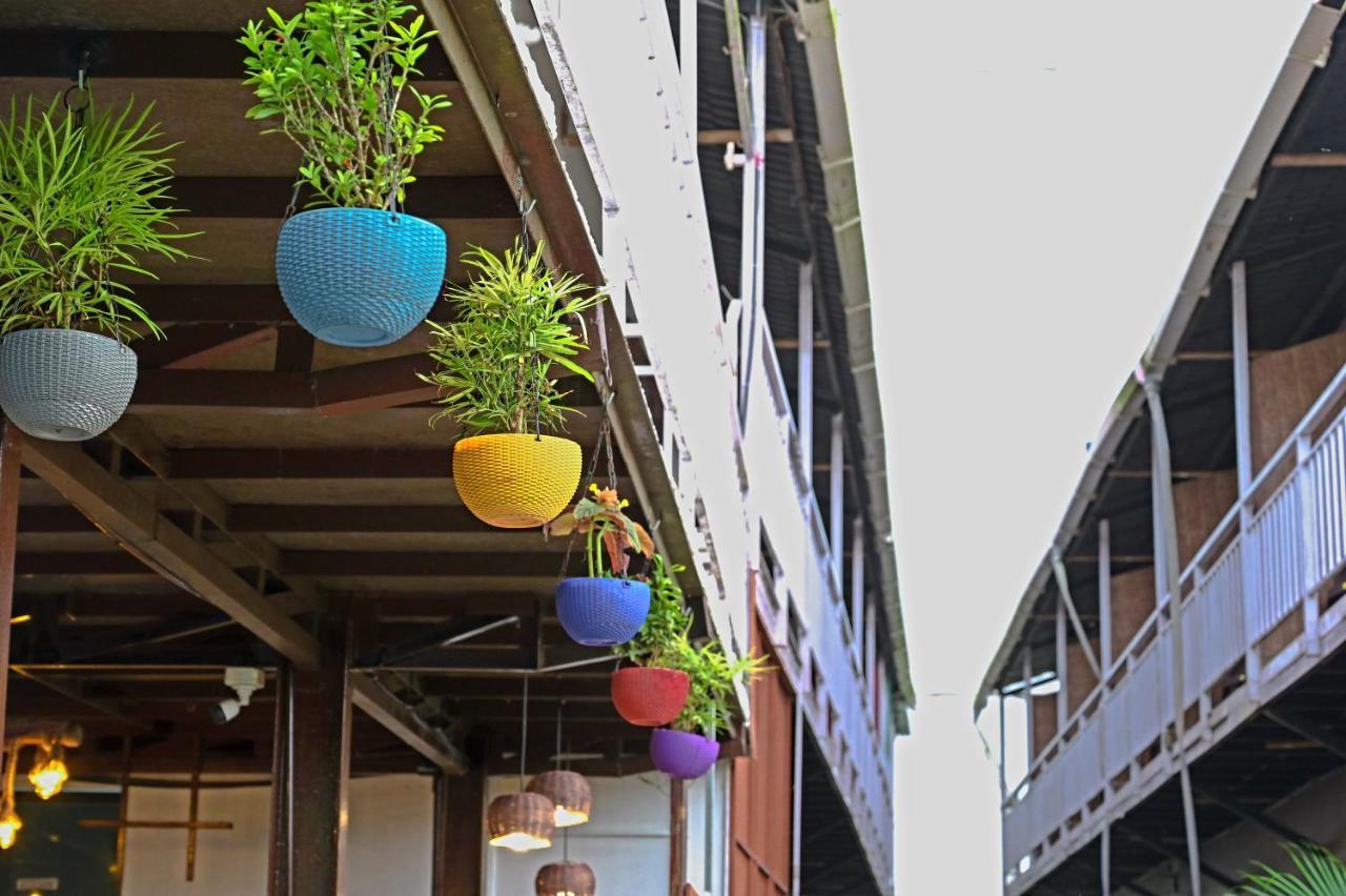 Vedana Retreat Arambol Hotel Buitenkant foto