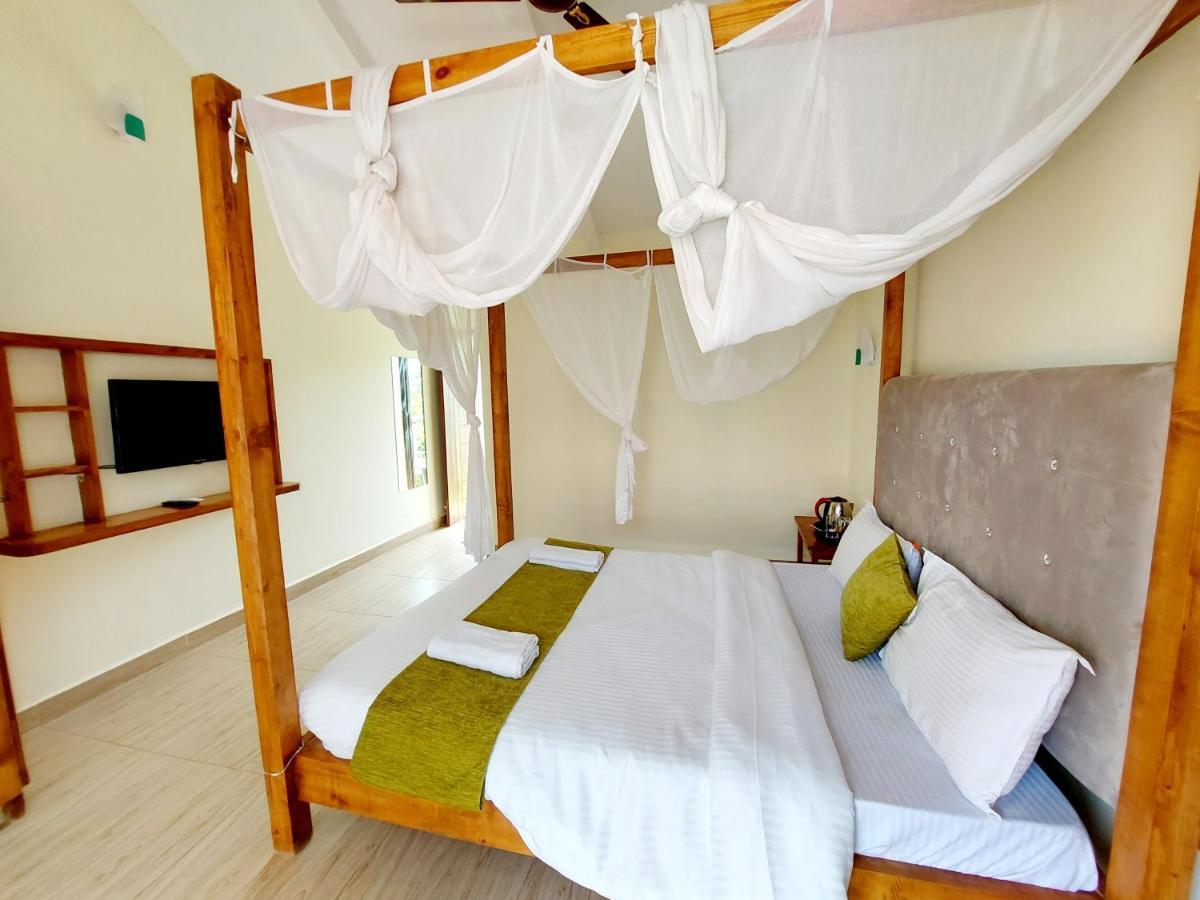 Vedana Retreat Arambol Hotel Buitenkant foto